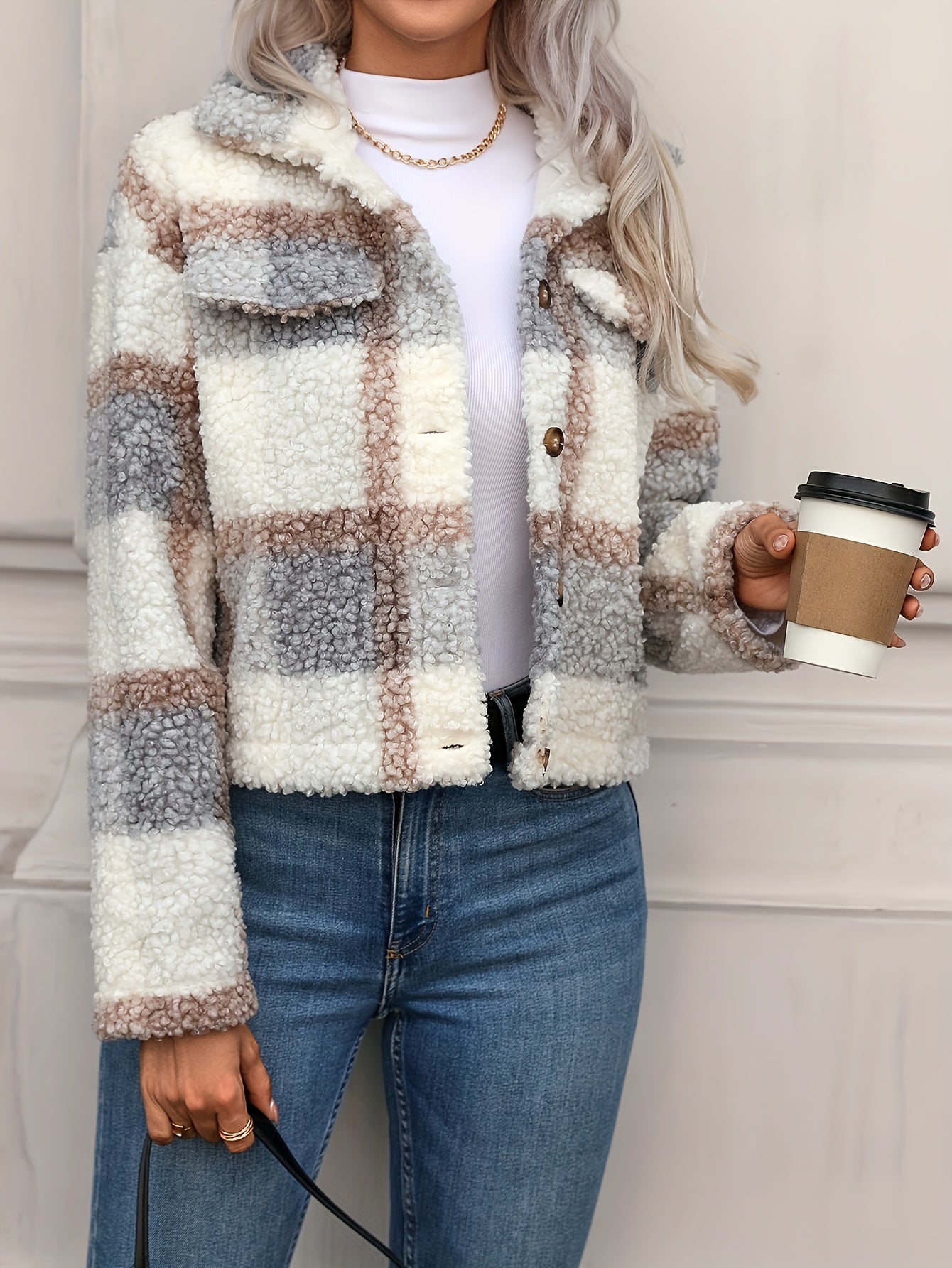 Blair – Bold and Chic