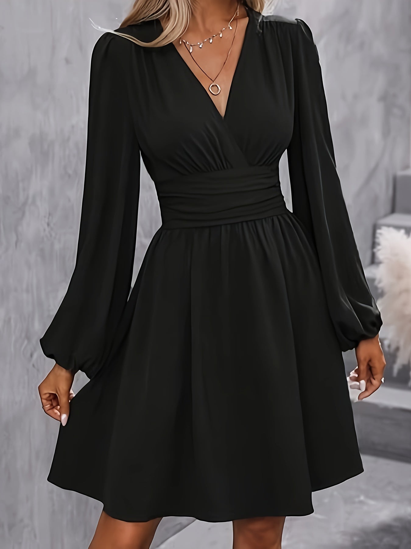 Olivia – Stylish and Timeless