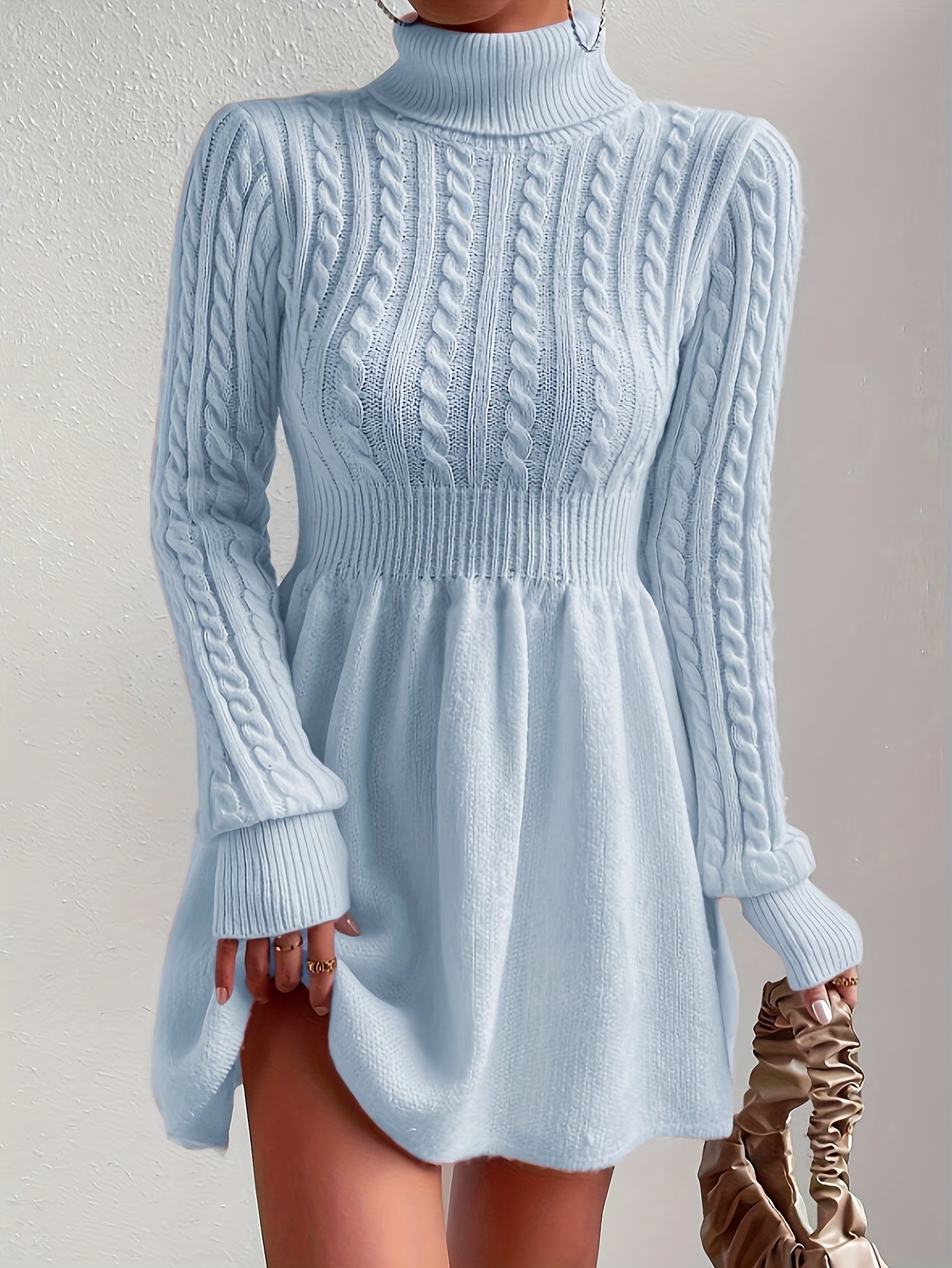 Amelie - Stylish and Charming