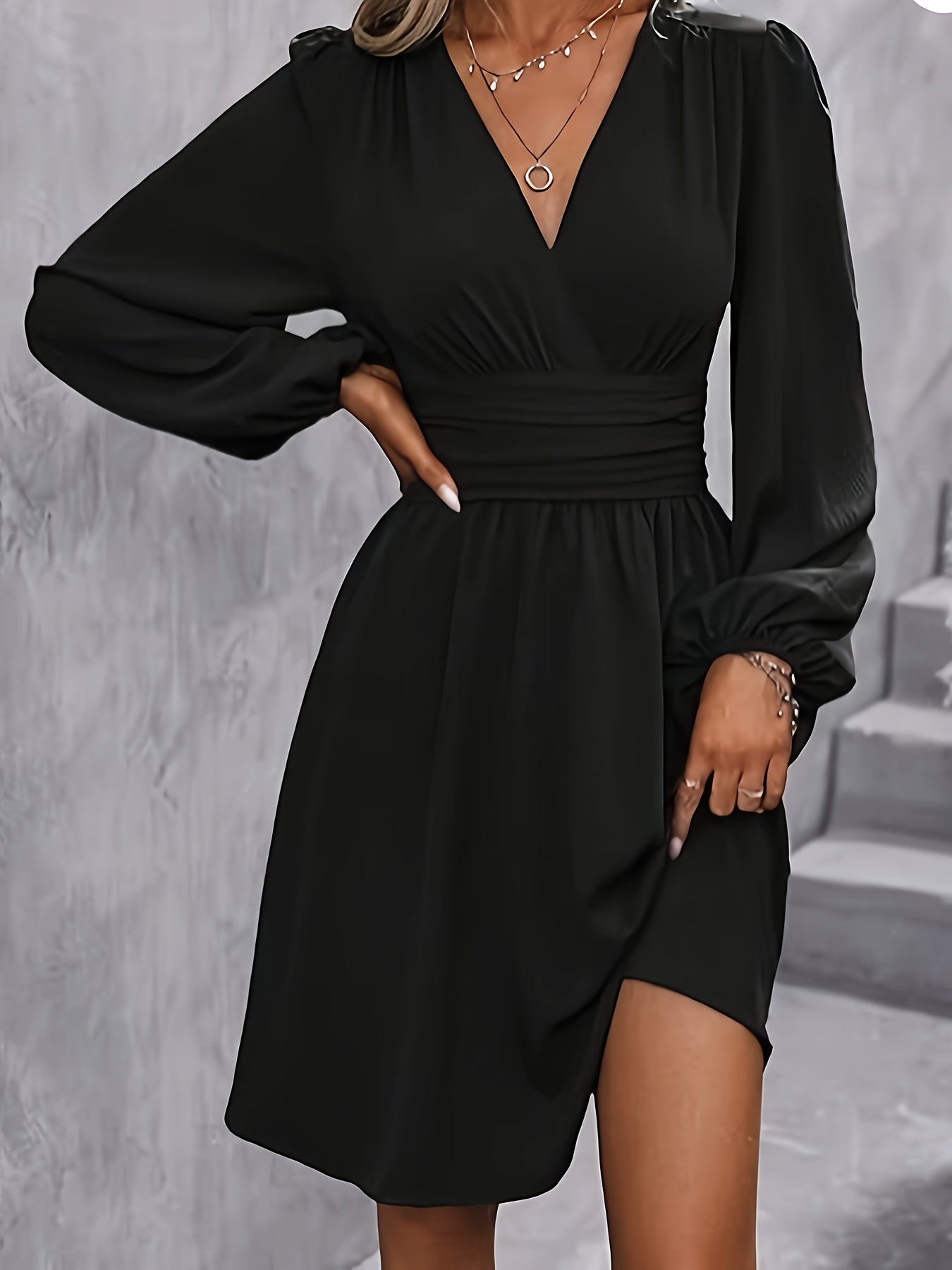 Olivia – Stylish and Timeless