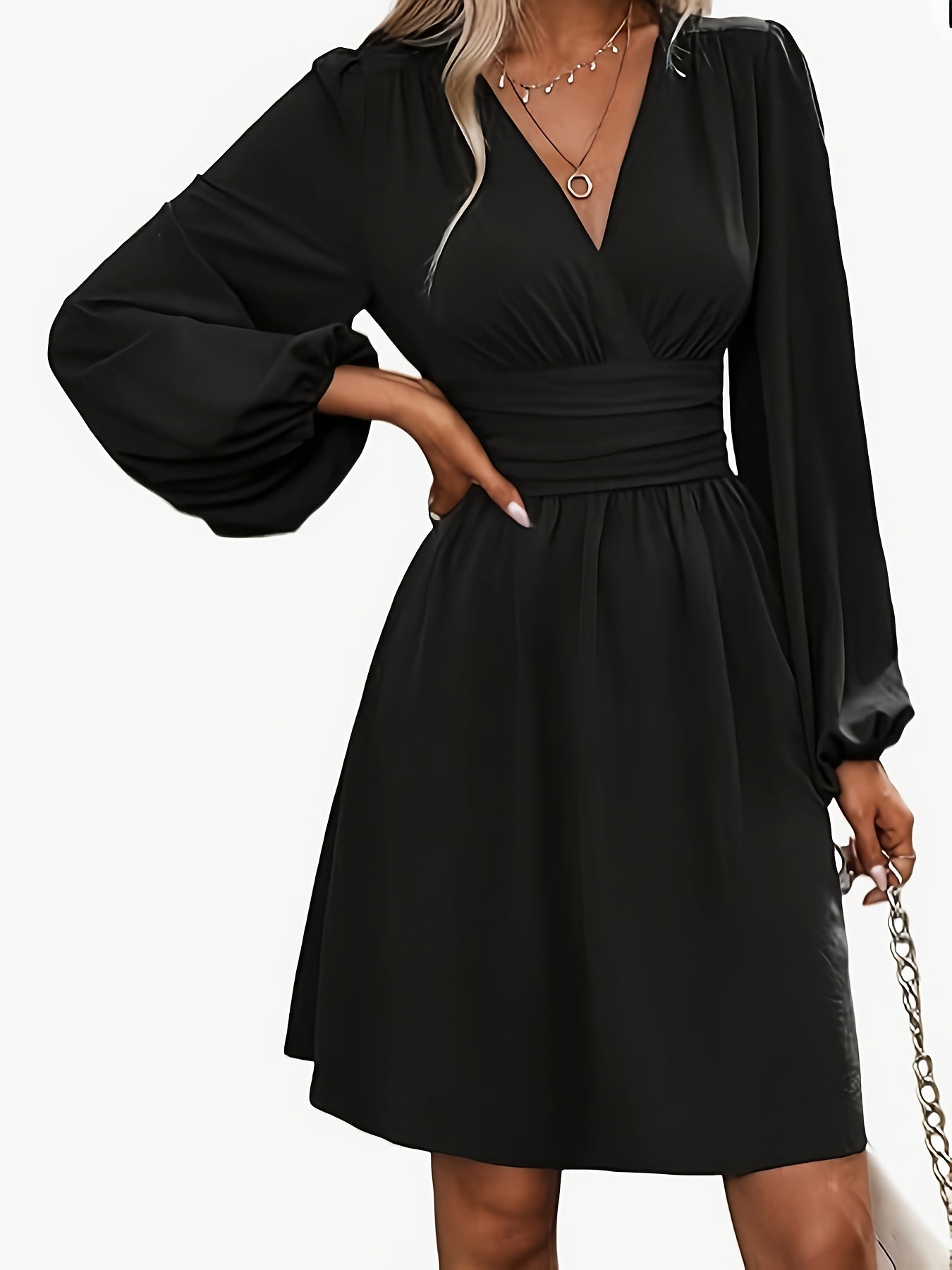 Olivia – Stylish and Timeless