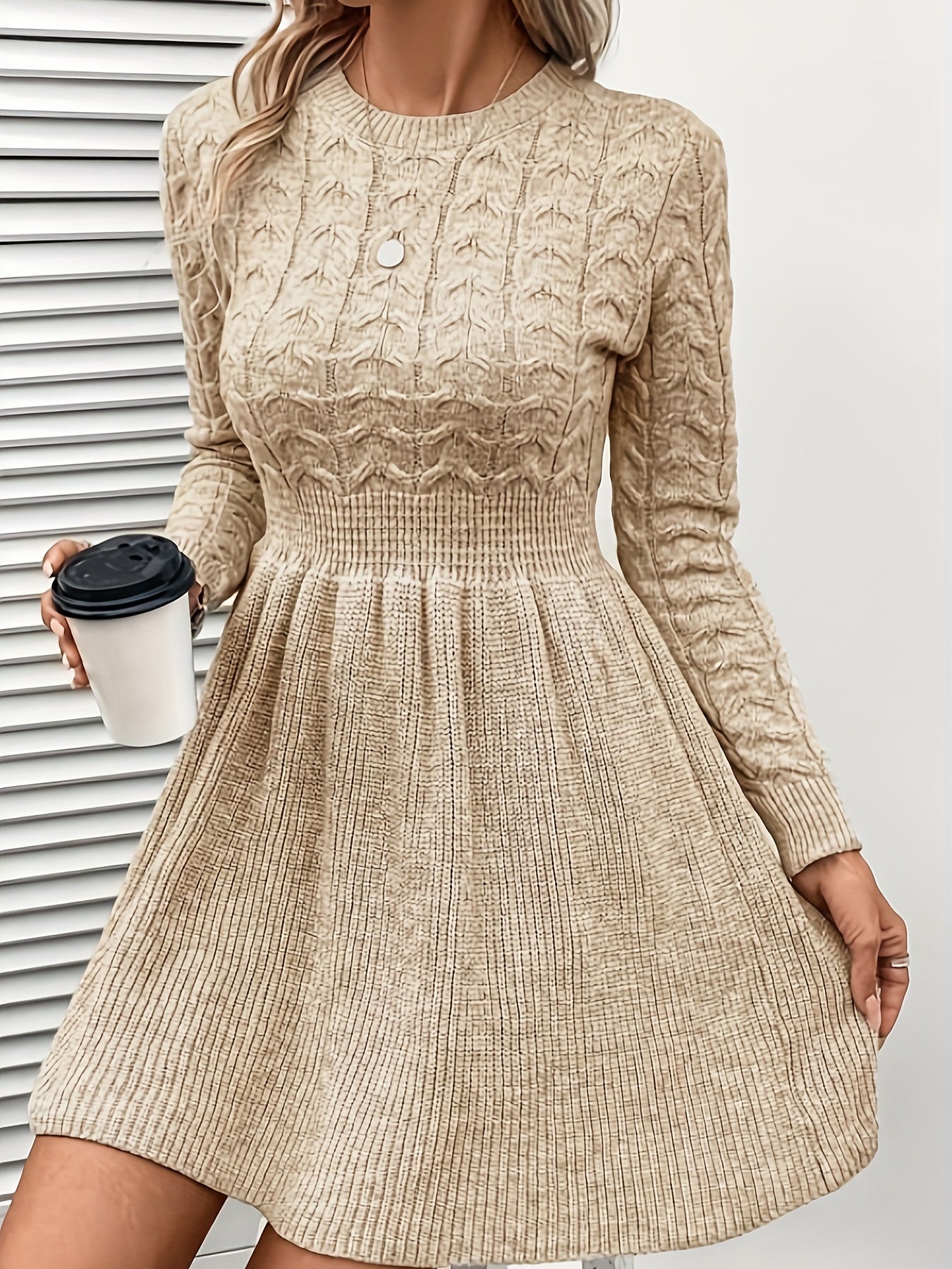 Emma – Simple and Elegant
